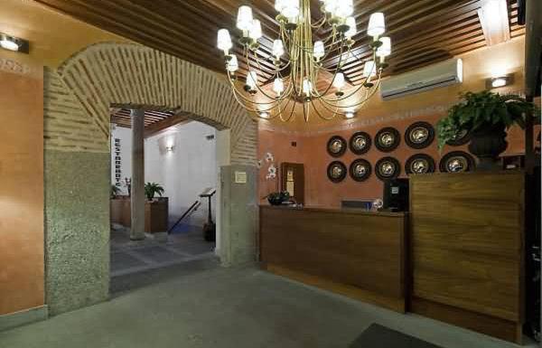 Posada Real Los Cinco Linajes Arévalo Buitenkant foto